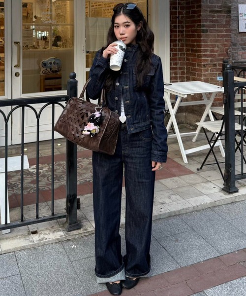 Aelina(エリナ)の「スタンドカラーデニムジャケット&ハイウエストデニムパンツセットアップ(セットアップ・レディース・インディゴブルー・L/M/S)」の6枚目の写真