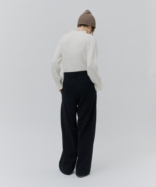 Plumel(プルメル)の「Frill Rib Knit Top / フリルリブニット(ニット/セーター・レディース・グリーン/オフホワイト/ブラック・MEDIUM)」の19枚目の写真