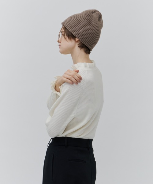 Plumel(プルメル)の「Frill Rib Knit Top / フリルリブニット(ニット/セーター・レディース・グリーン/オフホワイト/ブラック・MEDIUM)」の10枚目の写真