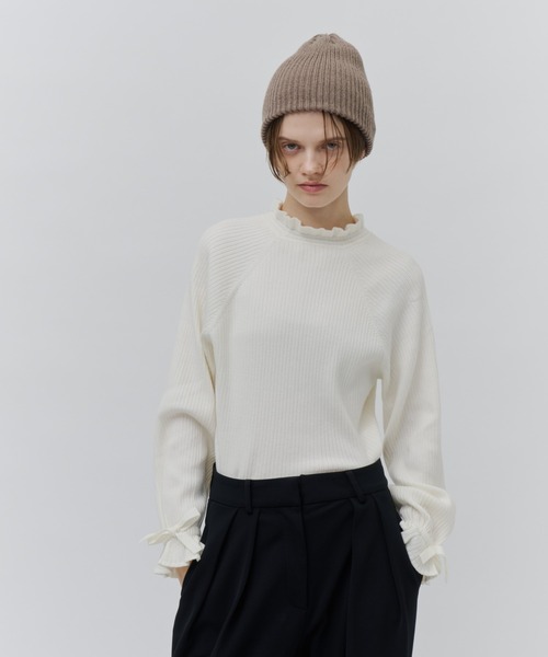 Plumel(プルメル)の「Frill Rib Knit Top / フリルリブニット(ニット/セーター・レディース・グリーン/オフホワイト/ブラック・MEDIUM)」の5枚目の写真
