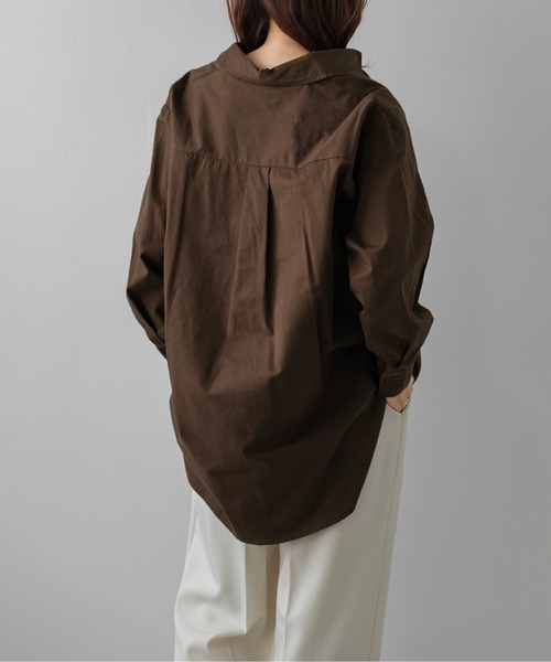 AMELY(エミリー)の「ラウンドヘムオーバーサイズシャツ/体型カバー/こなれ感(シャツ/ブラウス・レディース・ベージュ/ブラウン/ブラック・フリー)」の9枚目の写真