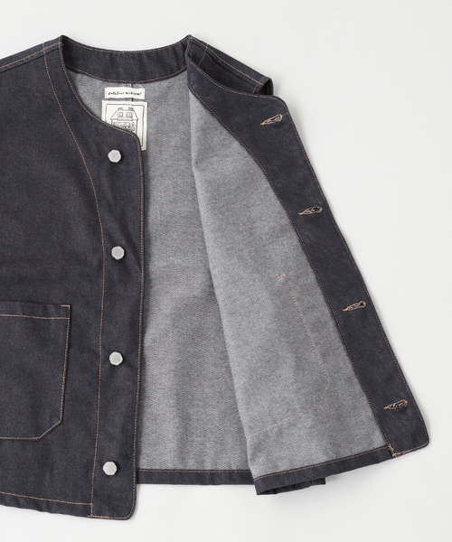 WISM(ウィズム)の「Estudio Niksen / エストゥディオ・ニクセン Raw Denim Stitch Vest(その他アウター・メンズ・ネイビー・FREE)」の3枚目の写真