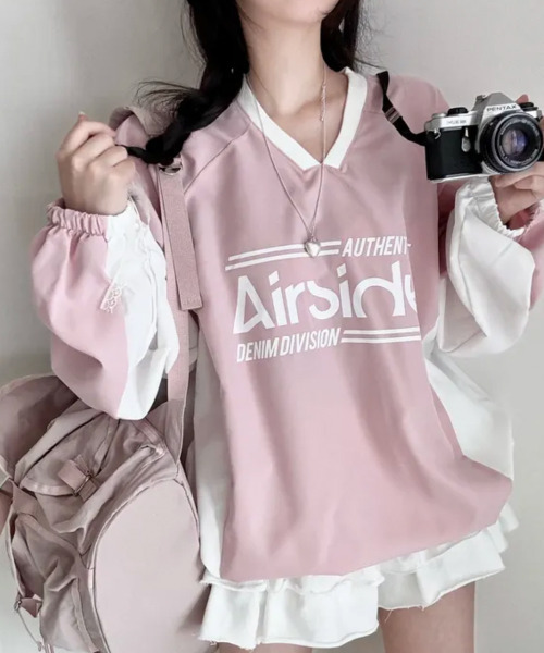 VIVID LADY(ビビッドレディー)の「バイカラーVネック 長袖トップス(Tシャツ/カットソー・レディース・ネイビー/ピンク/ワイン/ブラック/ブルー/チャコールグレー・FREE)」の20枚目の写真