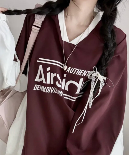 VIVID LADY(ビビッドレディー)の「バイカラーVネック 長袖トップス(Tシャツ/カットソー・レディース・ネイビー/ピンク/ワイン/ブラック/ブルー/チャコールグレー・FREE)」の8枚目の写真