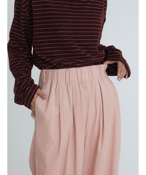FIKA.(フィーカ)の「Corduroy easy wide pants(その他パンツ・レディース・ピンク系その他2/ブラウン・FREE)」の6枚目の写真