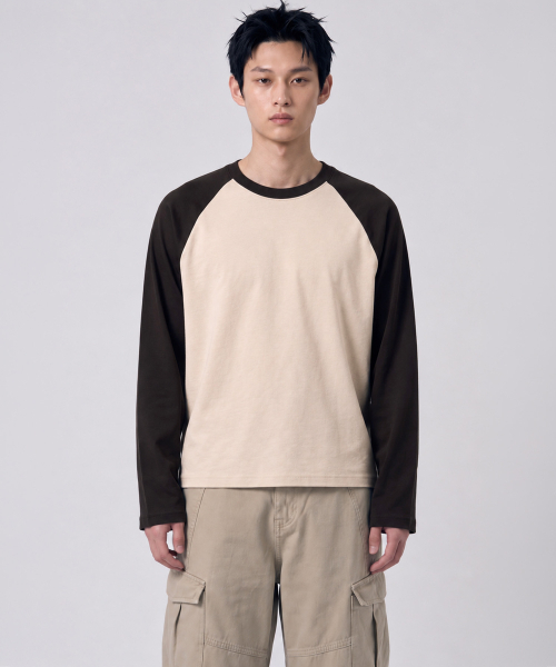 UNDEROFF(アンダーオフ)の「クロップド ラグラン ロングスリーブ Tシャツ クリーム(Tシャツ/カットソー・レディース・クリーム・MEDIUM/LARGE/X-LARGE)」の2枚目の写真