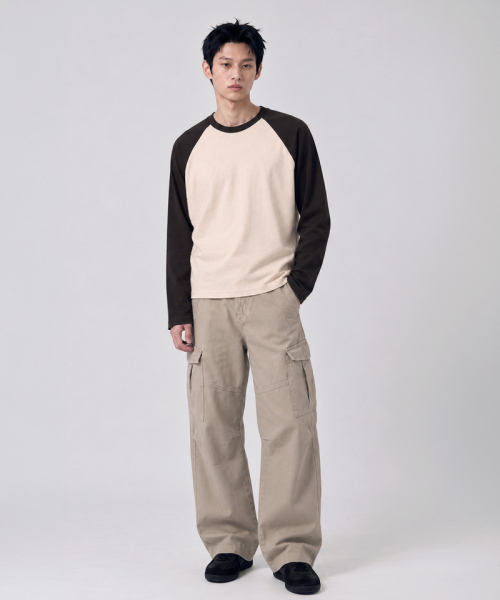 UNDEROFF(アンダーオフ)の「クロップド ラグラン ロングスリーブ Tシャツ クリーム(Tシャツ/カットソー・レディース・クリーム・MEDIUM/LARGE/X-LARGE)」の5枚目の写真