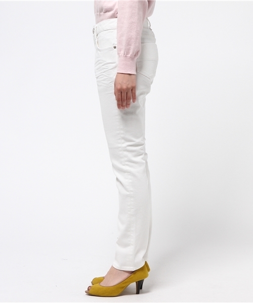 Moname（モナーム）の「【Moname(41161013)】CHARLOTTE TIGHT TAPERED（デニムパンツ・レディース・ホワイト・7号/9号/11号）」の3枚目の写真