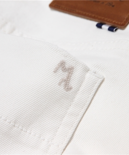 Moname（モナーム）の「【Moname(41161013)】CHARLOTTE TIGHT TAPERED（デニムパンツ・レディース・ホワイト・7号/9号/11号）」の7枚目の写真