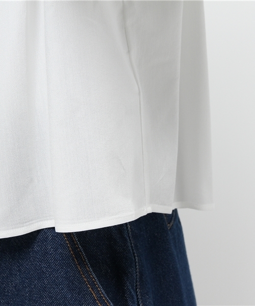 N.（N. Natural Beauty Basic）（エヌエヌナチュラルビューティーベーシック）の「フリルショルダーブラウス（シャツ/ブラウス・レディース・ネイビー/ホワイト/ピンク・MEDIUM）」の10枚目の写真