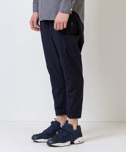 rehacer(レアセル)の「rehacer : Strady Sarouel Pants(スラックス・メンズ・ネイビー/グレー・LARGE/MEDIUM/SMALL)」の2枚目の写真