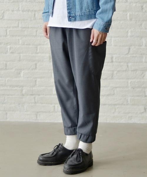 rehacer(レアセル)の「rehacer : Strady Sarouel Pants(スラックス・メンズ・ネイビー/グレー・LARGE/MEDIUM/SMALL)」の1枚目の写真