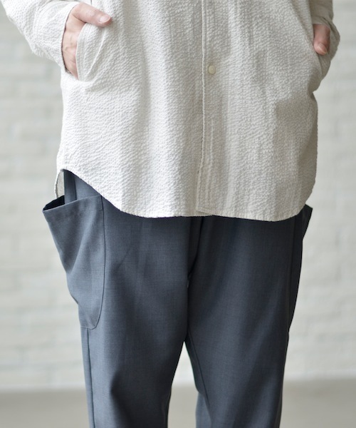 rehacer(レアセル)の「rehacer : Strady Sarouel Pants(スラックス・メンズ・ネイビー/グレー・LARGE/MEDIUM/SMALL)」の4枚目の写真