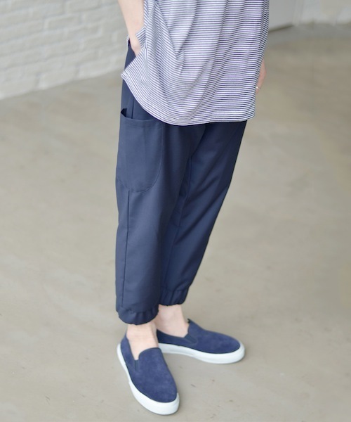 rehacer(レアセル)の「rehacer : Strady Sarouel Pants(スラックス・メンズ・ネイビー/グレー・LARGE/MEDIUM/SMALL)」の17枚目の写真