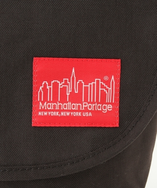 Manhattan Portage（マンハッタンポーテージ）の「Manhattan Portage / メッセンジャーバッグ（メッセンジャーバッグ・レディース・ブラック/ピンク・ONE SIZE）」の14枚目の写真