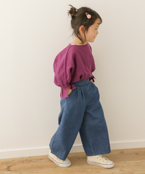 URBAN RESEARCH DOORS(アーバンリサーチドアーズ)の「DOORS デニムワイドパンツ(デニムパンツ・キッズ・インディゴブルー・105/135/90/120)」の1枚目の写真