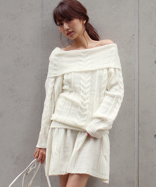 MICOAMERI（ミコアメリ）の「ケーブルニットスカート（スカート・レディース・ホワイト/ブラック/グレー・FREE）」の10枚目の写真