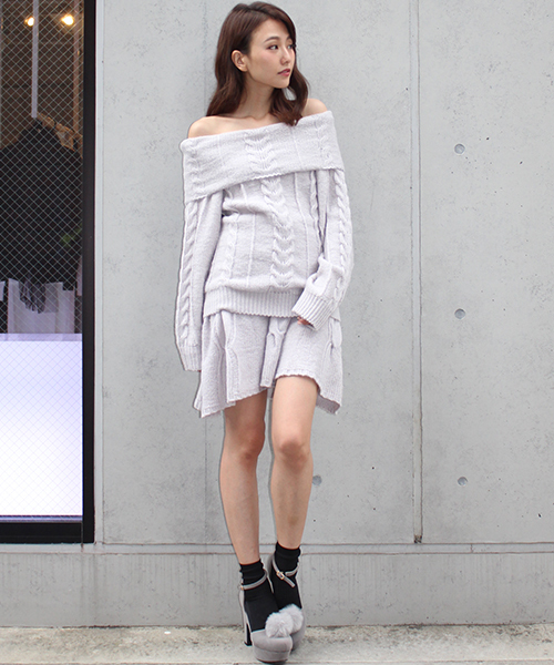 MICOAMERI（ミコアメリ）の「ケーブルニットスカート（スカート・レディース・ホワイト/ブラック/グレー・FREE）」の15枚目の写真