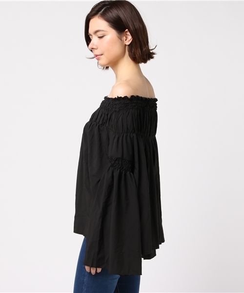 MERLOT（メルロー）の「フリルギャザーオフショルブラウス4913（シャツ/ブラウス・レディース・ブラック/ライトブルー/ベージュ/ピンク/オフホワイト・FREE）」の13枚目の写真