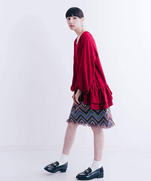 MERLOT（メルロー）の「裾ラッフルティアードトップス1231（シャツ/ブラウス・レディース・ワイン/マスタード/ブラック/オフホワイト・FREE）」の19枚目の写真