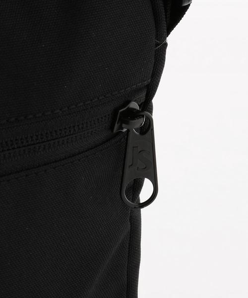 JANSPORT（ジャンスポーツ）の「＜JANSPORT＞WEEKENDER ショルダーバッグ（ショルダーバッグ・レディース・ブラック・FREE）」の6枚目の写真