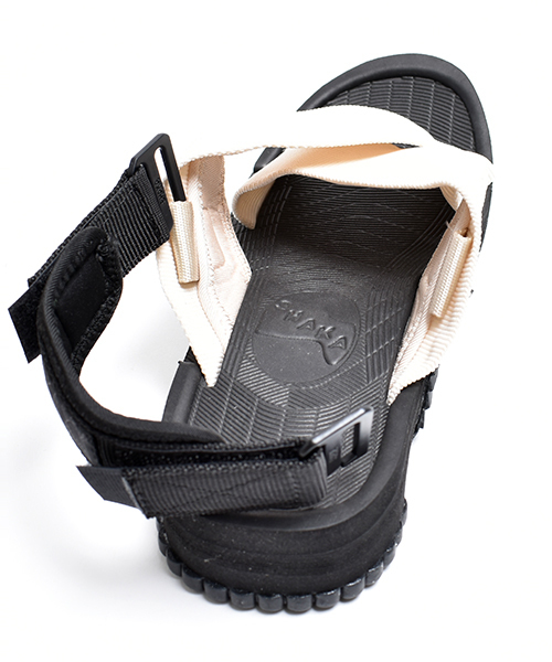 SHAKA（シャカ）の「【SHAKA / シャカ】FIESTA（サンダル・レディース・ブラック/グレー/オリーブ/モカ/ホワイト・5/6/7）」の15枚目の写真