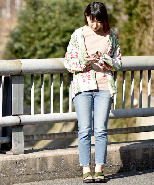 SHAKA（シャカ）の「【SHAKA / シャカ】FIESTA（サンダル・レディース・ブラック/グレー/オリーブ/モカ/ホワイト・5/6/7）」の16枚目の写真