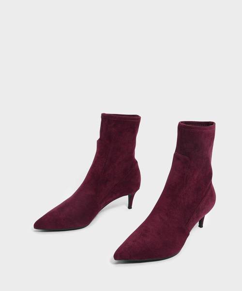 CHARLES & KEITH(チャールズ & キース)の「キトゥンヒールポインテッドカーフブーツ / Kitten Heel Pointed Calf Boots(ブーツ・レディース・ブラック/バーガンディー・22.5cm/23cm/23.5cm/24.5cm/25cm/25.5cm)」の10枚目の写真