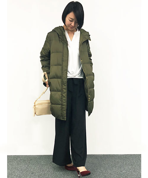 GeeRA(ジーラ)の「着回し自在のロングダウンコート(その他アウター・レディース・ブラック/モカ/カーキ/チェック・SMALL/X-LARGE/MEDIUM/LARGE)」の9枚目の写真