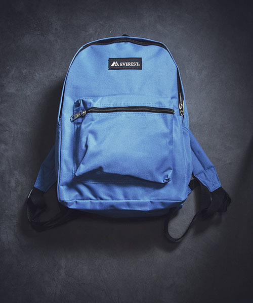 EVEREST（エベレスト）の「【EVEREST/エベレスト】BASIC BACKPACK/ベーシックバックパック（バックパック/リュック・レディース・ホワイト/チャコールグレー/ブラック/ダークグリーン/パープル/ネイビー/ブラウン/グレー/レッド/オリーブ/カーキ/ピンク/ターコイズブルー/ブルー/ライトピンク/ダークパープル/ブルーグリーン/レモンイエロー/ライトグリーン/コーラルピンク/イエロー/ライム/オレンジ/アクア/オレンジ系その他/エメラルド/ピンク系その他・FREE）」の14枚目の写真