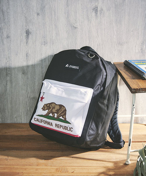 EVEREST(エベレスト)の「【EVEREST/エベレスト】classic pattern backpack/エベレストクラシック総柄バックパック(バックパック/リュック・レディース・その他/A/B/C/D/E/F/G/H/I/J/K/L/M/N/O/P/Q/R/S/T/U/V/W/X/Y/Z・FREE)」の6枚目の写真
