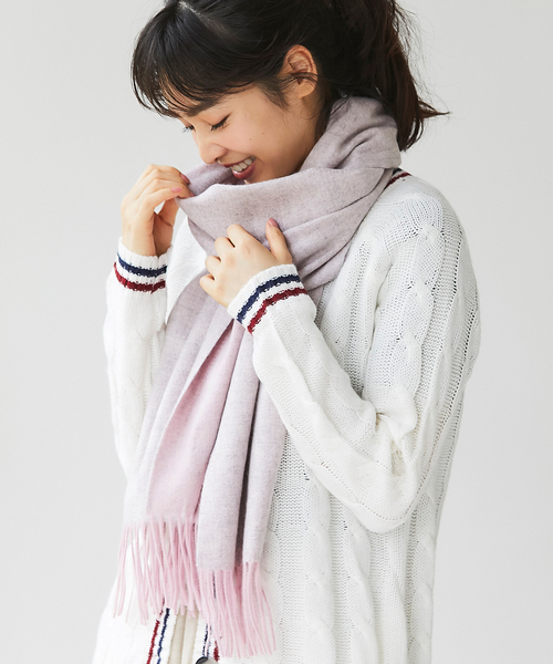 SMILE ORCHID(スマイルオーキッド)の「カシミヤ100%リバーシブル大判ストール(ストール/ショール・レディース・ベージュ/ブラック/ブラウン/グレー/グレイッシュベージュ/ネイビー/ピンク系その他/ワインレッド・FREE)」の11枚目の写真