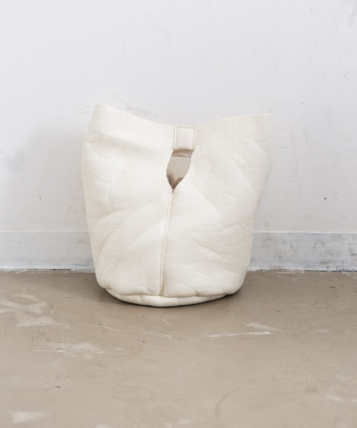 Aunt Marie's（アントマリーズ）の「AUNT MARIE'S フェイクムートン ミニトートバッグ（トートバッグ・レディース・ブラウン/ブラック/ホワイト・FREE）」の15枚目の写真