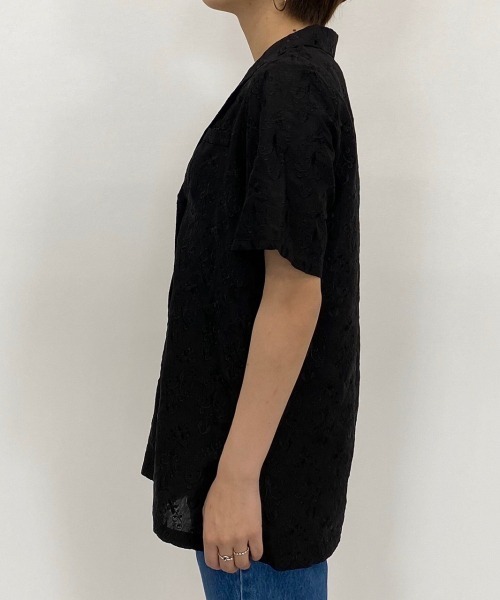 PAGEBOY(ページボーイ)の「レーステーラーシャツ(シャツ/ブラウス・レディース・ブラック/オフホワイト/グレイッシュベージュ・FREE)」の11枚目の写真