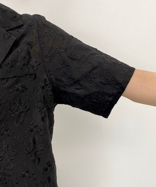 PAGEBOY(ページボーイ)の「レーステーラーシャツ(シャツ/ブラウス・レディース・ブラック/オフホワイト/グレイッシュベージュ・FREE)」の15枚目の写真