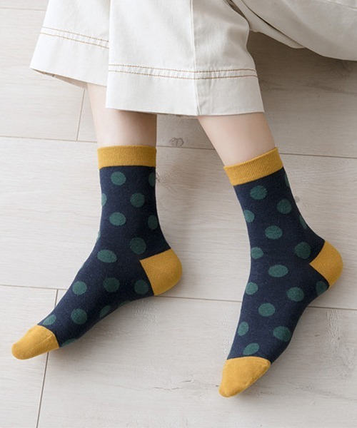 Fun & Daily（ファンアンドデイリー）の「F&D : カラードットソックス（ソックス/靴下・レディース・ホワイト/ブラック/グリーン/ネイビー/レッド/マスタード・FREE）」の11枚目の写真