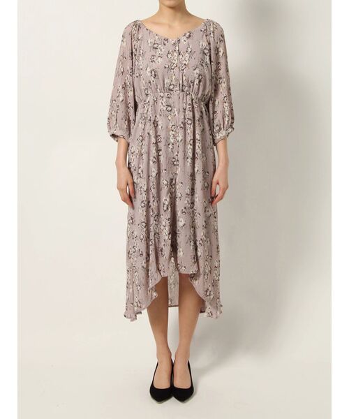 dazzlin（ダズリン）の「クリンクルフラワーロングワンピース（ワンピース・レディース・アイボリー/ブラック/ラベンダー・SMALL/MEDIUM）」の18枚目の写真