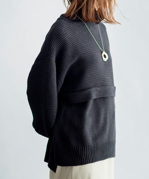 prose verse(プロズヴェール)の「編地切替えレイヤード風タートルニット(ニット/セーター・レディース・ベージュ/パープル/カーキ/オフホワイト/ブラック・フリ-)」の9枚目の写真