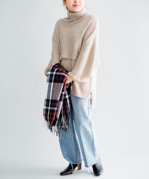 prose verse(プロズヴェール)の「編地切替えレイヤード風タートルニット(ニット/セーター・レディース・ベージュ/パープル/カーキ/オフホワイト/ブラック・フリ-)」の12枚目の写真