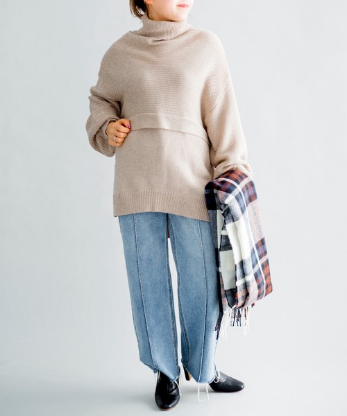 prose verse(プロズヴェール)の「編地切替えレイヤード風タートルニット(ニット/セーター・レディース・ベージュ/パープル/カーキ/オフホワイト/ブラック・フリ-)」の13枚目の写真