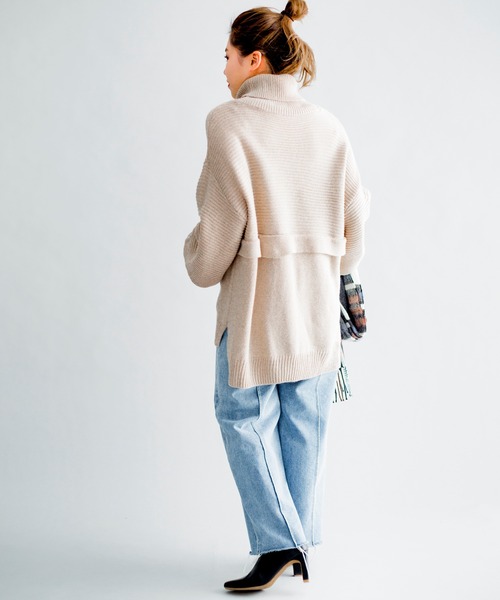 prose verse(プロズヴェール)の「編地切替えレイヤード風タートルニット(ニット/セーター・レディース・ベージュ/パープル/カーキ/オフホワイト/ブラック・フリ-)」の17枚目の写真