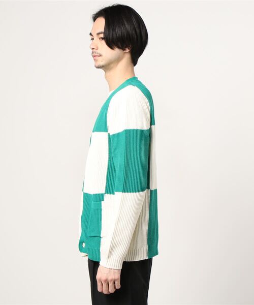 Black Weirdos（ブラックウィドウ）の「Black Weirdos Checker