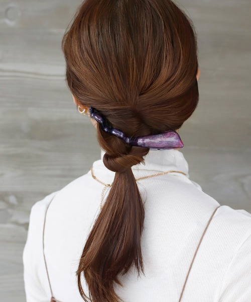 ANEMONE（アネモネ）の「ドイツ製C-Waveヘアクリップ（バレッタ/ヘアクリップ・レディース・グレー/クリア/ベージュ/ブラウン/ブラック/アイボリー/グリーン/オレンジ/ホワイト/マルチ/レインボー/ホワイト系その他2/キャメル/パープル/シルバー・FREE）」の9枚目の写真