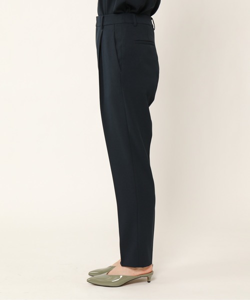 KASHIYAMA（カシヤマ）の「＜WASHABLE＞オックス 2wayストレッチ 1タックテーパードパンツ（その他パンツ・レディース・カーキ/ネイビー/キャメル/ベージュ・マルチサイズ）」の20枚目の写真