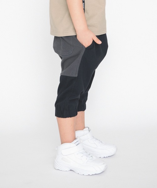 BRANSHES（ブランシェス）の「ストレッチ天竺クロップドパンツ（その他パンツ・キッズ・ブラック/カーキオリーブ・100cm/80ｃｍ/120cm/90cm/150cm/130cm/110cm/140cm）」の21枚目の写真