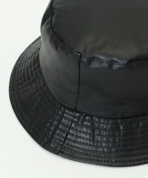 VENCEEXCHANGE（ヴァンスエクスチェンジ）の「フェイクレザーバケットハット（ハット・レディース・ブラック/ベージュ・FREE）」の6枚目の写真