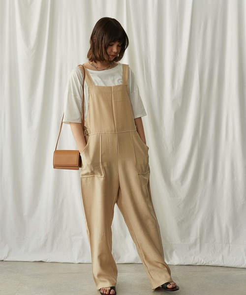 toucher du brise(トゥシェドブリーズ)の「ワイドサロペット(サロペット/オーバーオール・レディース・ブラック/ベージュ/カーキ・M)」の8枚目の写真