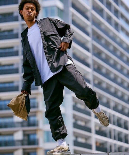 KEEN(キーン)の「REBIRTH PROJECT×KEEN/リバースプロジェクト×キーン UNEEK SNK / ユニークスニーク(スニーカー・メンズ・サンドベージュ・25cm/25.5cm/26cm/26.5cm/27cm/27.5cm/28cm/28.5cm/29cm)」の6枚目の写真