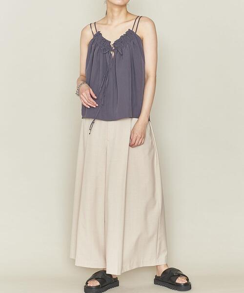 ASTRAET（アストラット）の「＜ASTRAET（アストラット）＞ギャザー バックリボン キャミソール（キャミソール・レディース・オフホワイト/ダークグレー・FREE）」の11枚目の写真