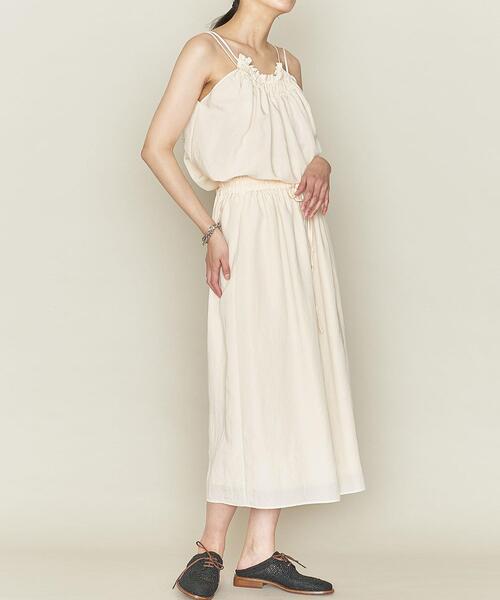 ASTRAET（アストラット）の「＜ASTRAET（アストラット）＞ギャザー バックリボン キャミソール（キャミソール・レディース・オフホワイト/ダークグレー・FREE）」の18枚目の写真